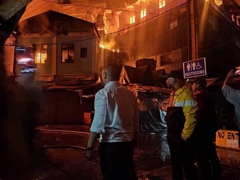 baguio fire today|Fire strikes Baguio City Public Market .